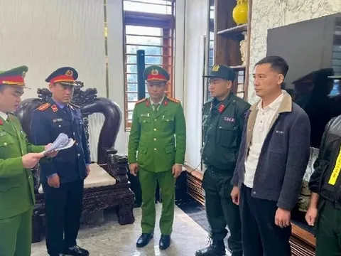 Bắt chủ mỏ đất Quyết Cư ở Thanh Hóa về tội Trốn thuế