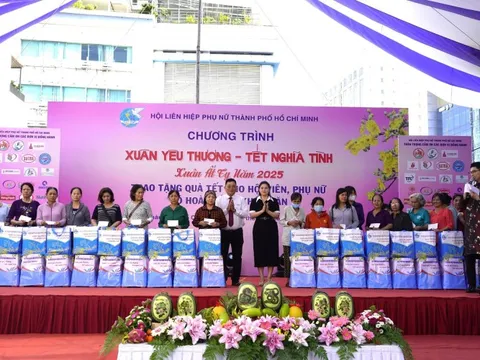 Nutifood mang xuân yêu thương đến nhiều hoàn cảnh khó khăn