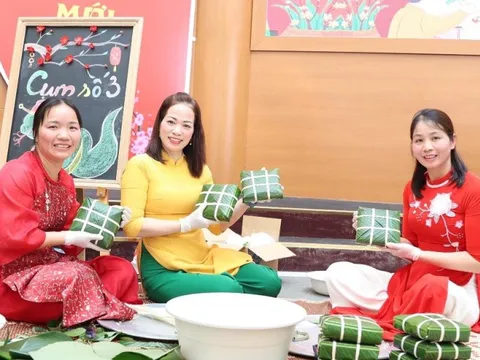 “Tết sum vầy - Xuân ơn Đảng” tại huyện Quốc Oai