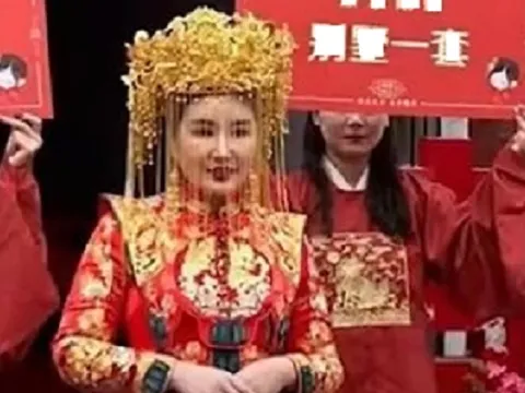 Lấy chồng xa, cô dâu quyết mang hơn 100 tỷ đồng để "phòng thân"