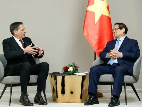 Thủ tướng tiếp Chủ tịch tập đoàn ô tô lớn nhất của Czech