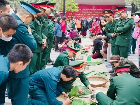 Quận Thanh Xuân: Tổ chức chương trình “Tết nhân ái, ấm tình quân dân”