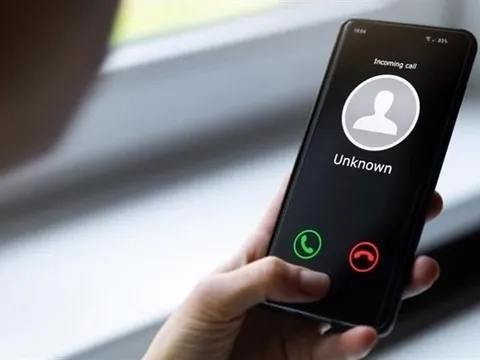 Bị kẻ giả danh công an gọi điện, người đàn ông mất gần 500 triệu đồng