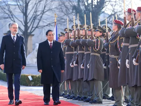 Thủ tướng Cộng hòa Czech chủ trì lễ đón trọng thể Thủ tướng Phạm Minh Chính