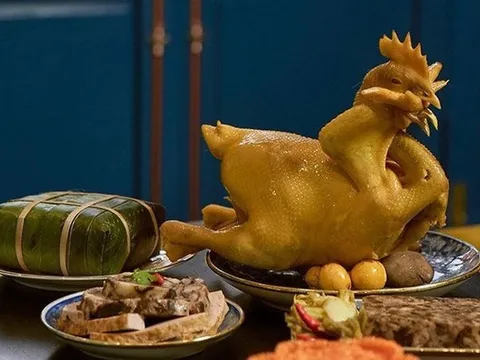 Mẹo luộc gà cúng thơm ngon, không bị nứt da