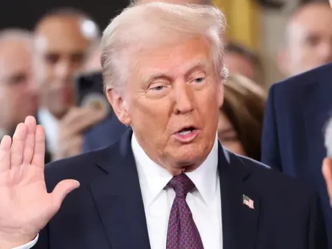 Một số tuyên bố đầu tiên của ông Donald Trump trên cương vị Tổng thống thứ 47 của nước Mỹ