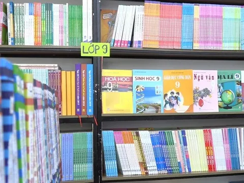 Đổi mới giáo dục bắt đầu từ tư duy làm sách giáo khoa