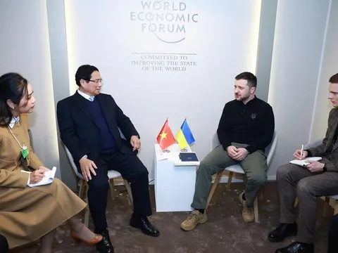 Thủ tướng Phạm Minh Chính gặp Tổng thống Ukraine Zelensky