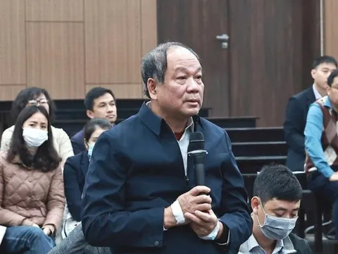 Cựu Bộ trưởng Mai Tiến Dũng bị tuyên 2 năm 6 tháng tù treo