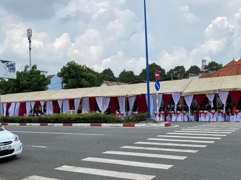 Cần lưu ý điều này khi sử dụng lòng đường, vỉa hè để tổ chức đám cưới, tang lễ