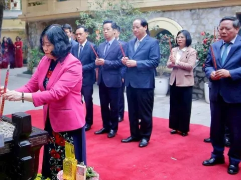 Lãnh đạo thành phố Hà Nội dâng hương tưởng niệm Tổng Bí thư Trần Phú