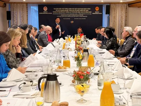 Tập đoàn FPT: Dược phẩm là một trong những ngành sẽ ứng dụng AI nhiều nhất