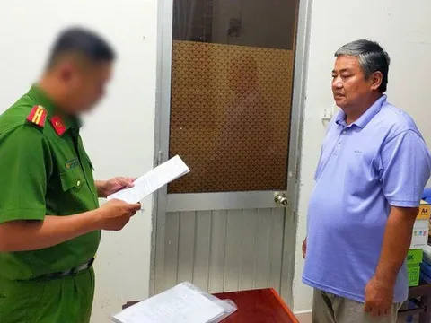 Bắt cựu nhân viên ngân hàng có hành vi nhận hối lộ