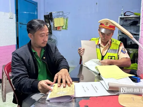 Nóng nạn xe trá hình, "nhồi khách": Nhà xe thu lợi khủng, xử lý ra sao?