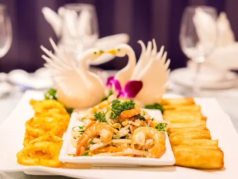 Án Nước ngoài-Luật Việt Nam: Chú đầu độc tiệc cưới của cháu gái vì ghét... chú rể