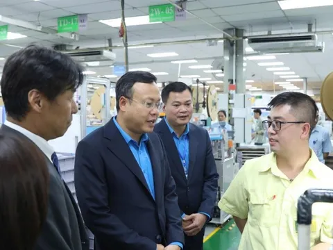 Người lao động nhận thưởng Tết Âm lịch 2025 bình quân 7,72 triệu đồng