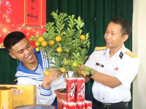Rộn ràng đón Tết ở Trường Sa