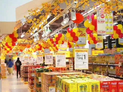 Nhiều siêu thị, cửa hàng tiện lợi mở cửa xuyên Tết