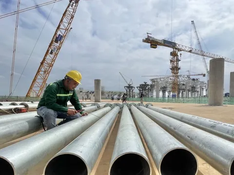 Đón Tết, mừng Xuân trên công trường các dự án giao thông trọng điểm