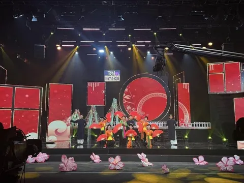 Nhà hát chèo Hà Nội rộn ràng với chương trình mừng Xuân