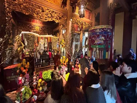 Đi lễ chùa đầu năm-Nét đẹp văn hoá của người Việt