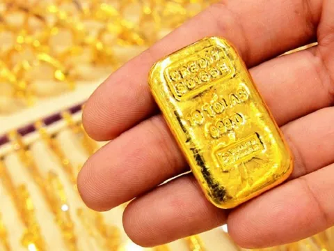 Giá vàng 1/2: Vàng thế giới tăng nhẹ, trong nước đi ngang