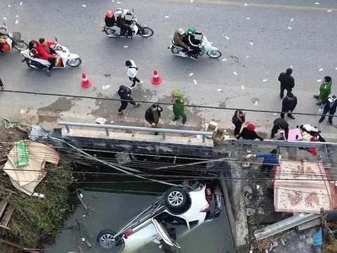 Thủ tướng yêu cầu làm rõ nguyên nhân và khắc phục hậu quả vụ tai nạn giao thông làm 7 người chết