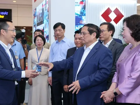 Ngân hàng và bài toán chuyển đổi số