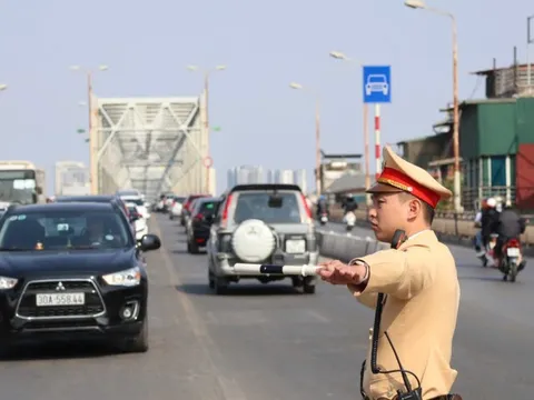 CSGT khuyến cáo người dân cách giảm ùn tắc khi trở lại Hà Nội
