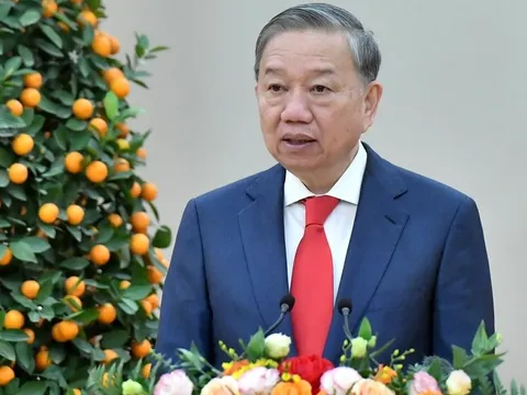Tổng Bí thư Tô Lâm trao Quyết định của Bộ Chính trị cho 4 Đảng bộ trực thuộc Trung ương và 3 cơ quan Đảng ở Trung ương