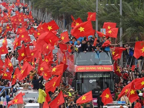 Đảng cho ta trái tim giàu
