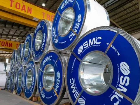 Thép SMC nối dài chuỗi thua lỗ, chưa xử lý nợ xấu Novaland
