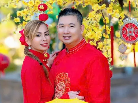 Bộ ảnh đậm chất “Tết Việt” của vợ chồng CEO Nguyễn Thị Thu Hằng