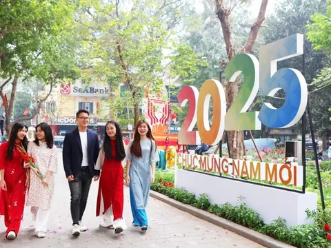 Hà Nội đón hơn 1,1 triệu lượt khách dịp Tết Nguyên đán