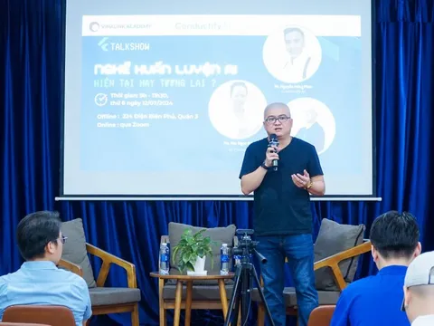 Nghề AI Trainer: Xu hướng không thể bỏ qua từ năm 2025