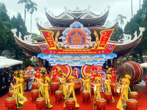 Thủ tướng yêu cầu không tổ chức du xuân, chúc Tết trong giờ làm việc