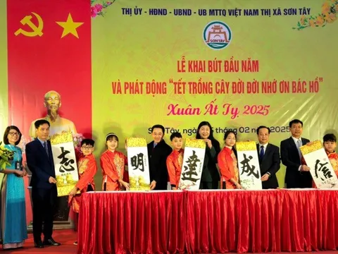 Sơn Tây long trọng khai bút đầu năm và phát động Tết trồng cây xuân Ất Tỵ 2025