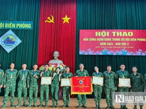"Bông hồng thép" giữa biên cương