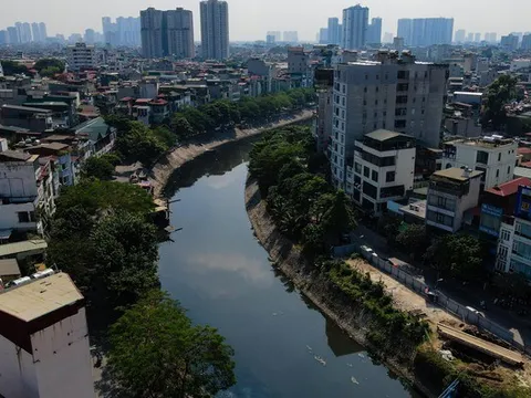 Chủ tịch Hà Nội chỉ đạo đồng bộ các giải pháp "hồi sinh" sông Tô Lịch