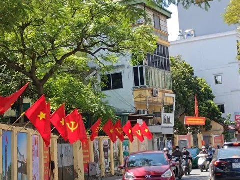 Hà Nội: Công chức, viên chức, người lao động được nghỉ 5 ngày lễ dịp 30/4-1/5/2025