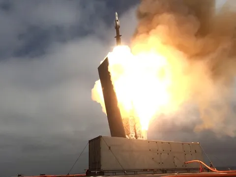 SM-6 Block IB: Yếu tố “thay đổi cuộc chơi” trong phòng thủ tên lửa