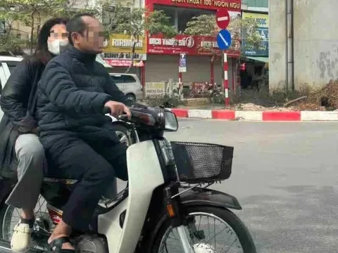 Xử phạt Phó trưởng công an phường ở Hà Nội đi xe máy không đội mũ bảo hiểm