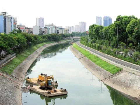 Hà Nội đặt mục tiêu hoàn thành nạo vét sông Tô Lịch vào tháng 8/2025