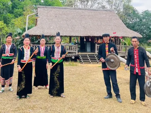 Ngày hội “Sắc Xuân trên mọi miền Tổ quốc” năm 2025 hội tụ 44 dân tộc tham gia