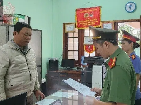 Để cát tặc lộng hành, một Chủ tịch xã ở Bình Định bị khởi tố