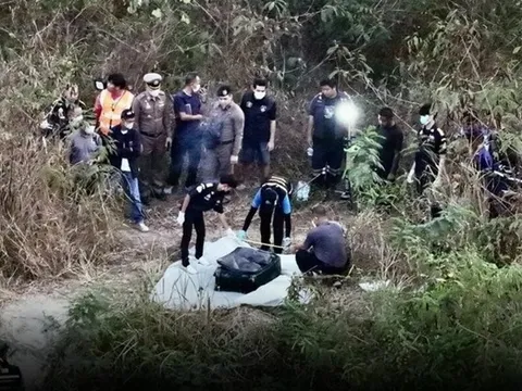 Ngư dân câu được chiếc vali màu đen và bí mật động trời bên trong