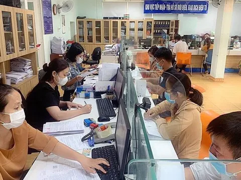 Những người phải điều chỉnh lương, thu nhập tháng đã đóng BHXH năm 2025, ai cũng nên biết