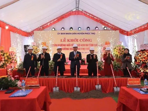 Khởi công dự án đường vành đai đi qua thị trấn Phúc Thọ