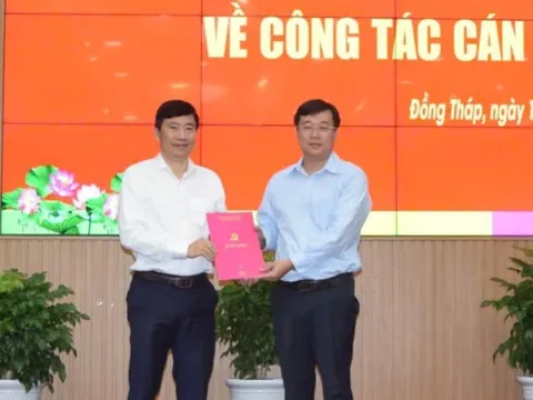 Chủ tịch UBND tỉnh Đồng Tháp nghỉ hưu trước tuổi