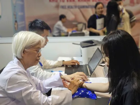 Tất cả thủ tục hành chính trong lĩnh vực y tế sẽ được công bố rõ ràng, minh bạch